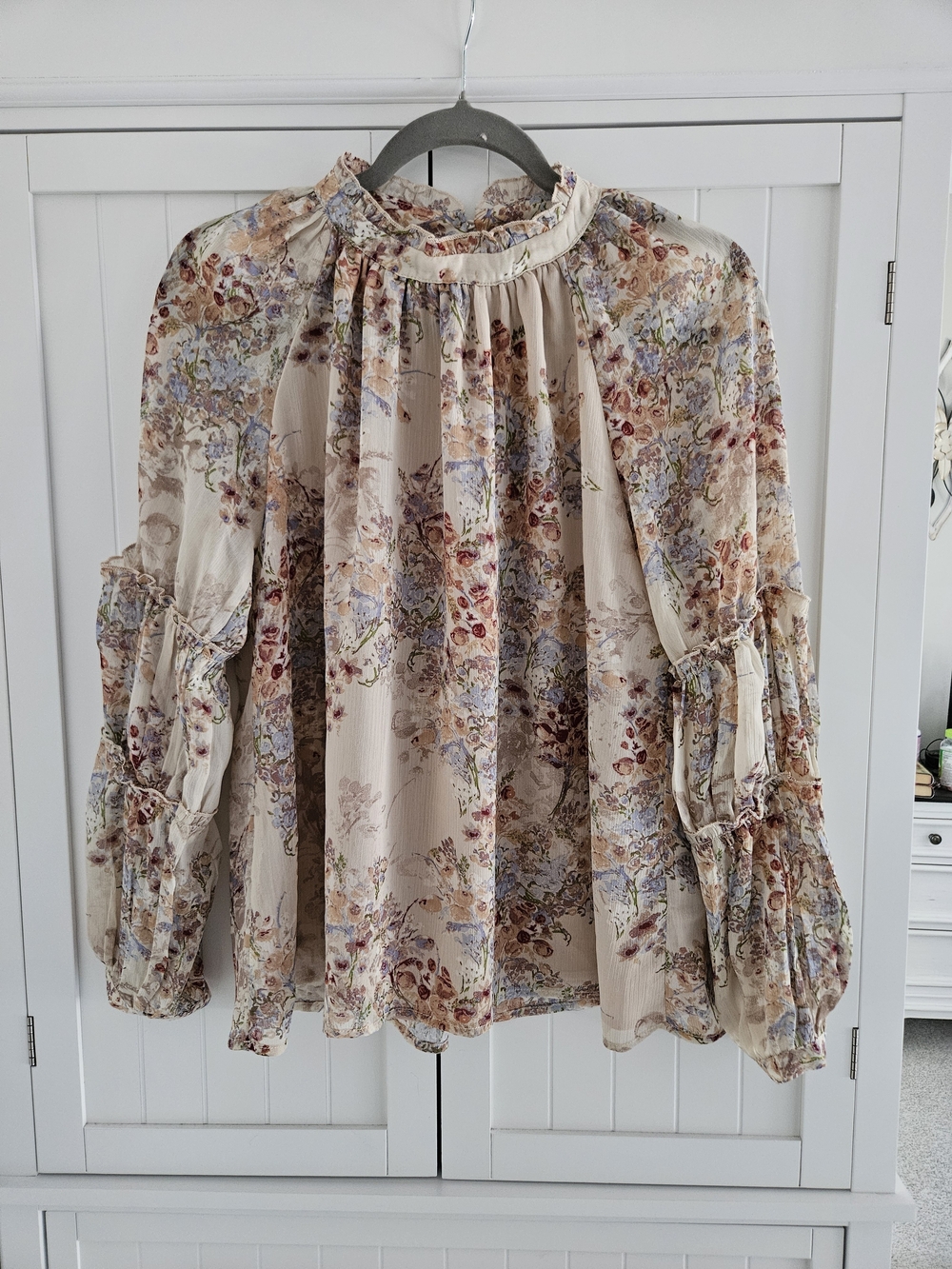 Vici Beige Floral Ruffle-Neck Blouse